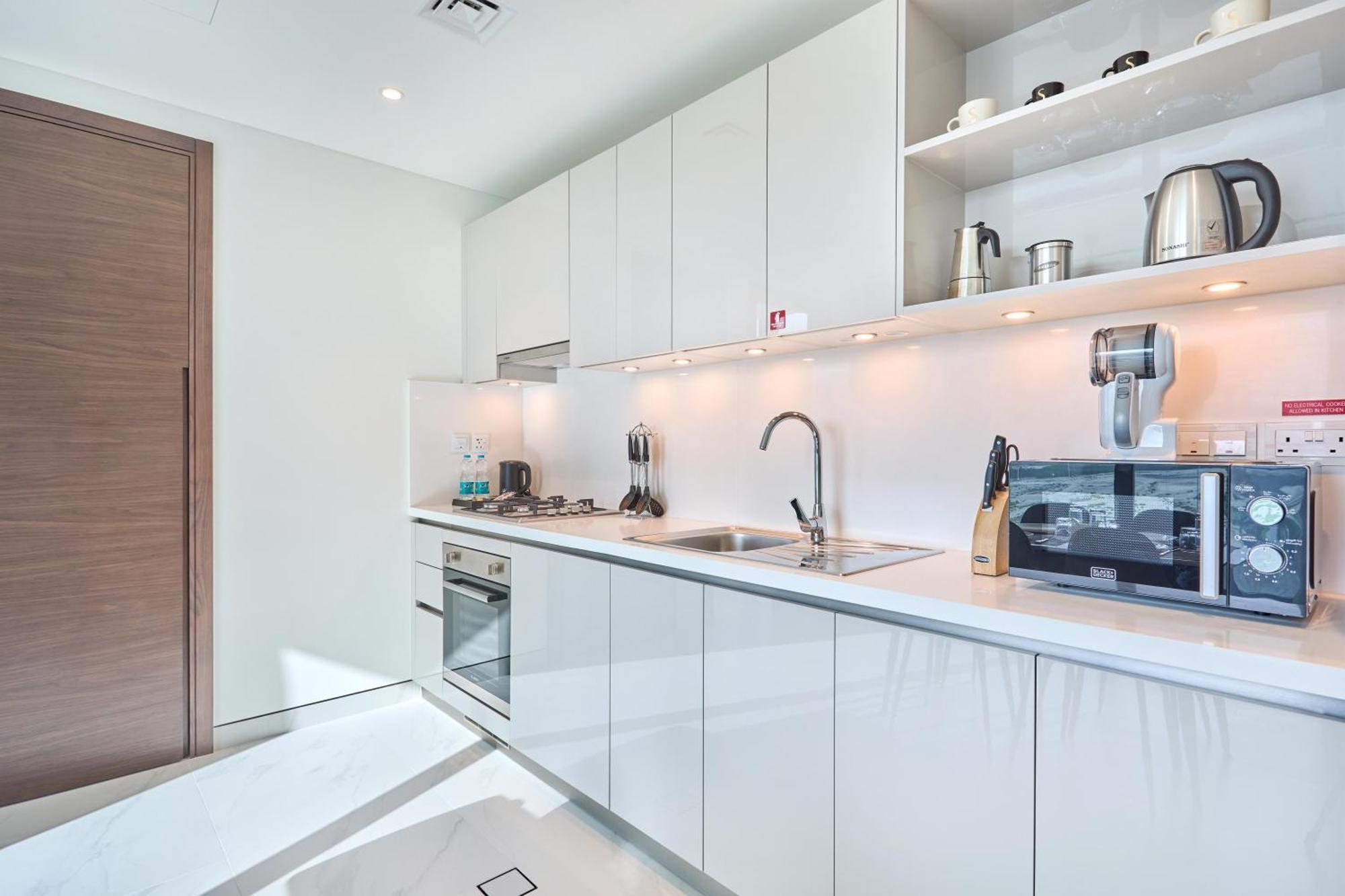 Apartment By Latinem Luxury 1br Cvg 710 Near Burj Khalifa *