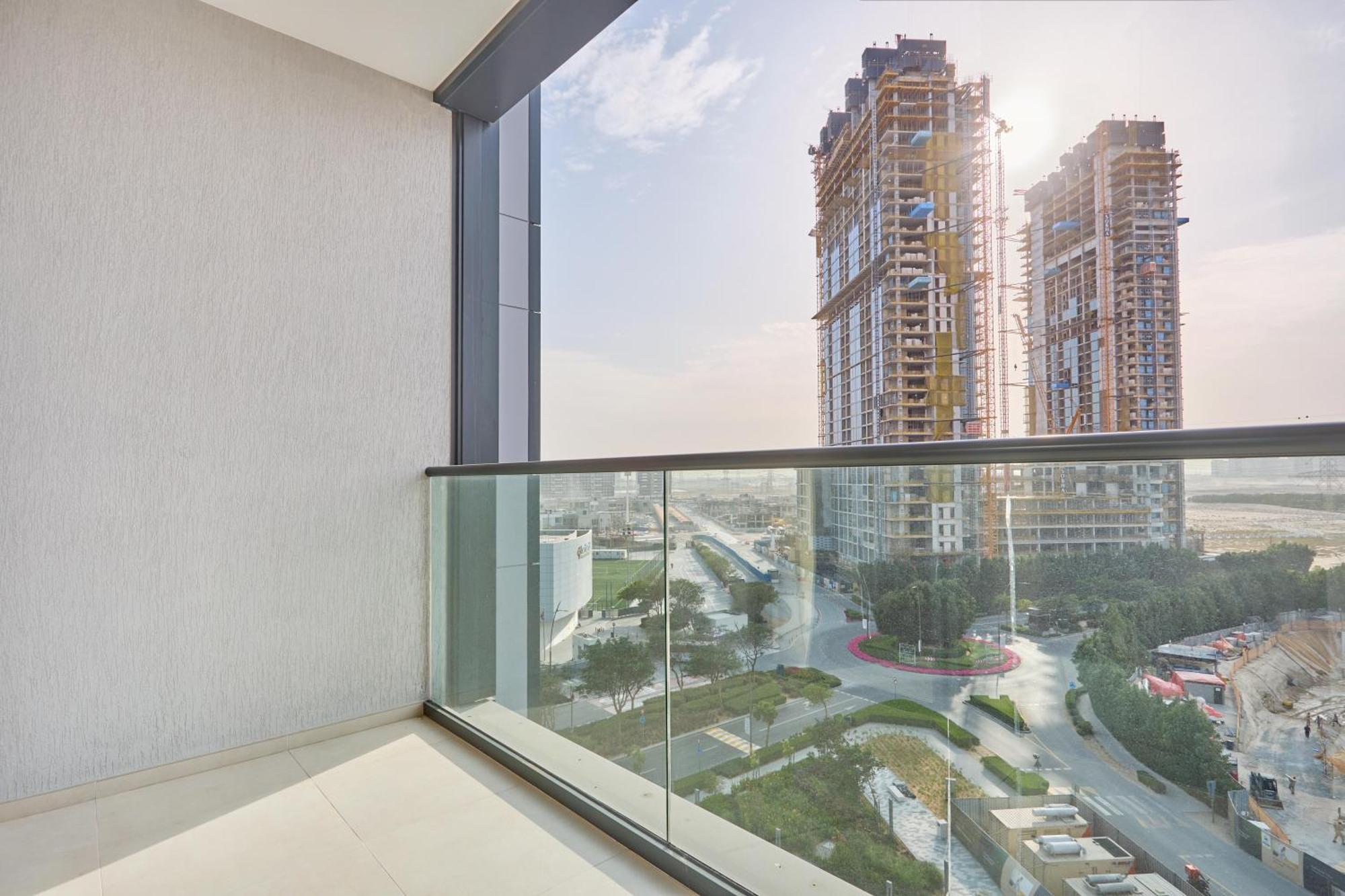 Apartment By Latinem Luxury 1br Cvg 710 Near Burj Khalifa Dubai
